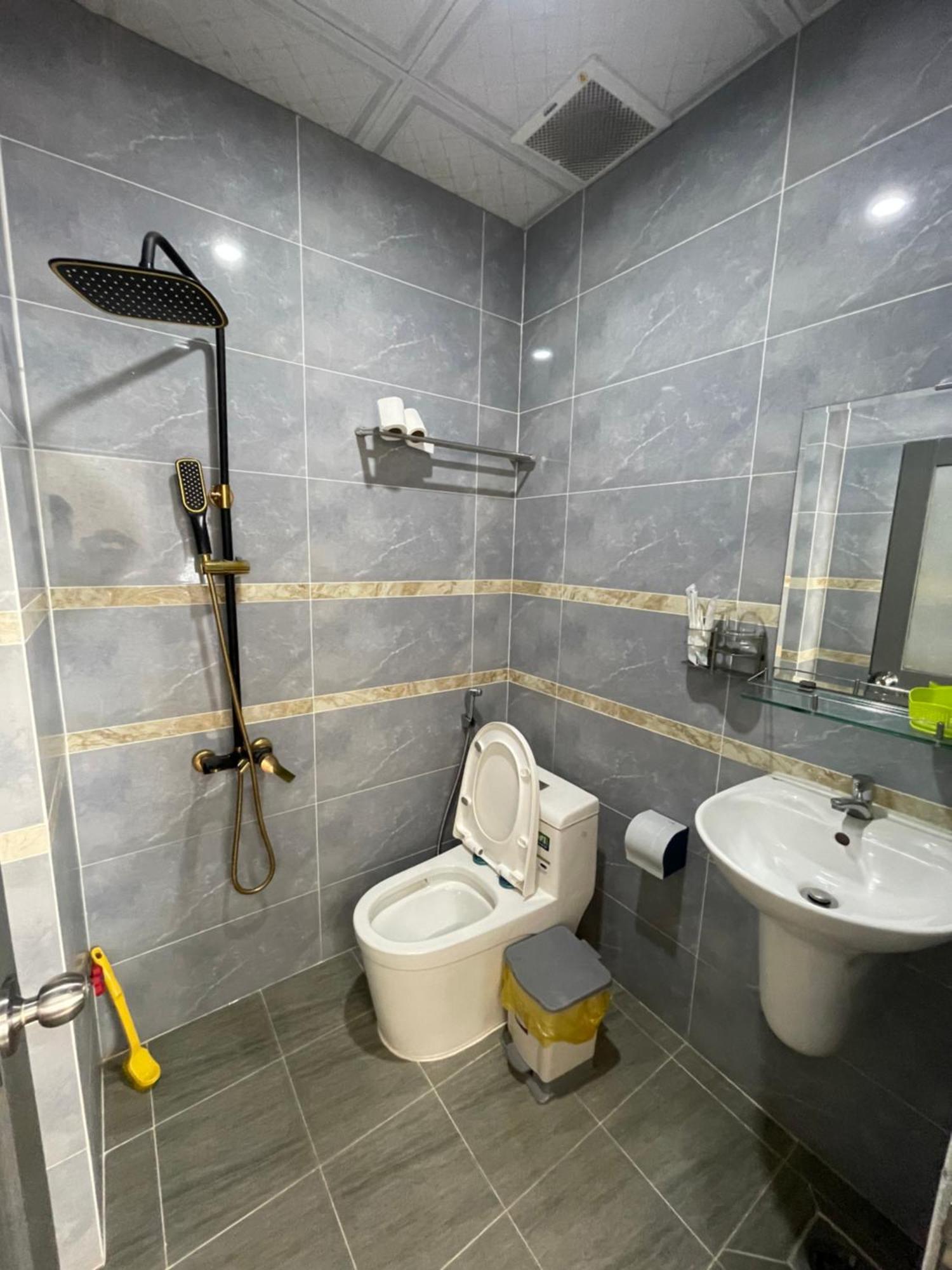 Hotel Hoang Phuc Vung Tau Exteriör bild
